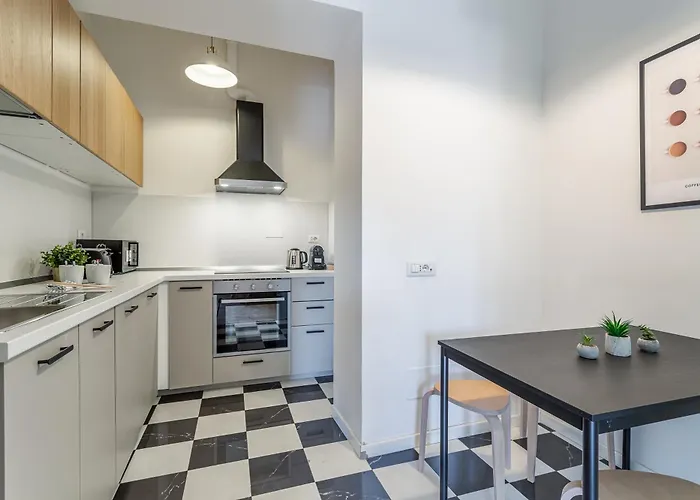 Iflat Stylish New In Esquilino Roma